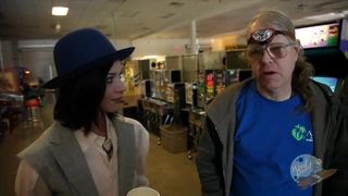 新人下海极品颜值露脸小妹跟小哥激情啪啪大秀，舔弄超大号的鸡巴，按摩棒玩弄蝴蝶骚穴，揉奶玩逼后入抽插第02集