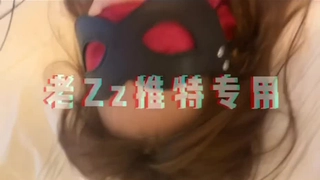 狗头枣网上约的00年幼教，第一次见面就帮我舔