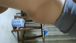 熟女继父在热辣的性爱视频中掌控局面